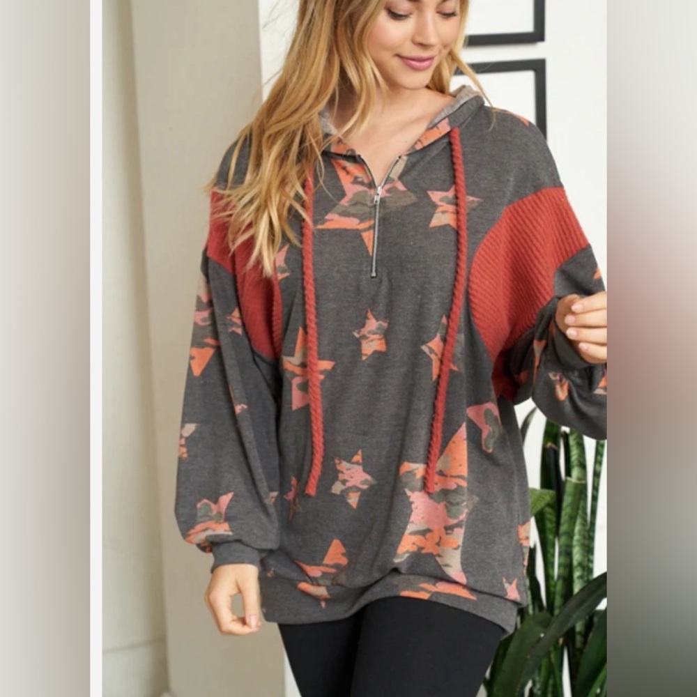 NEW! White Birch Camo Stars Waffle Knit Oversized Hoodie Top - Red M